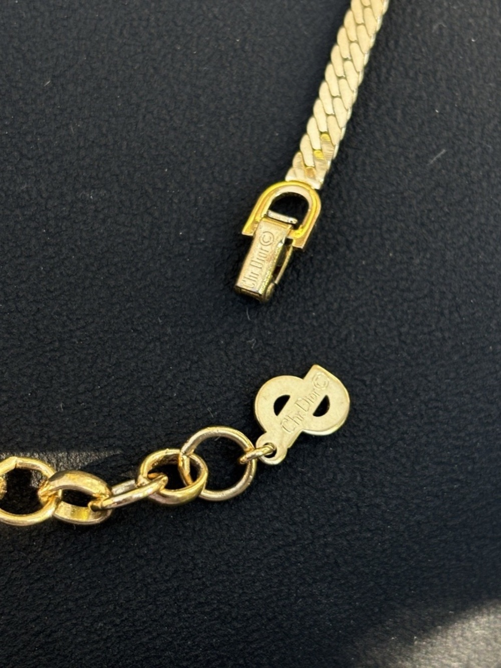 Dior Necklace - Picture 4 of 4